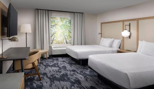 Queen Room with Two Queen Beds