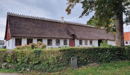 Double or Twin Room with Private Bathroom