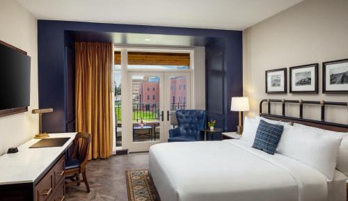 Standard Suite