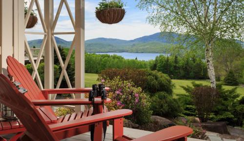 Suite with Lake View