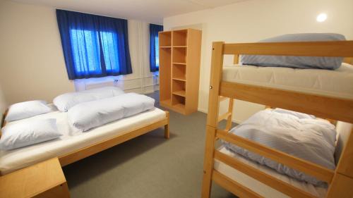 Family Room (2 Adults + 2 Children up to 6 years old)