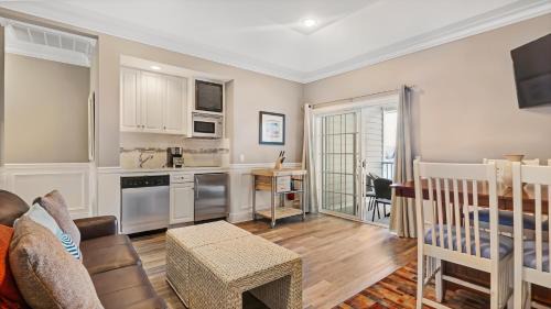 Bungalow with Sea View