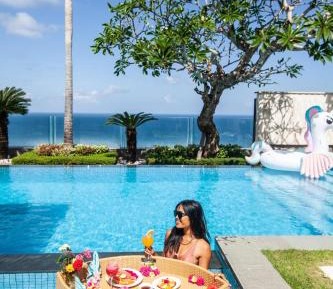 Villa with Sea View