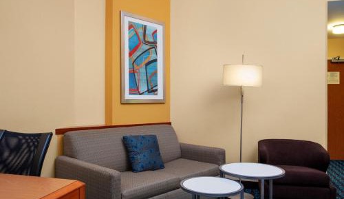 King Suite with Sofa Bed - Hearing Accessible