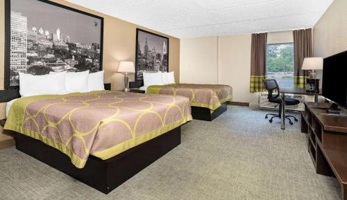 Queen Room with Two Queen Beds - Non-Smoking