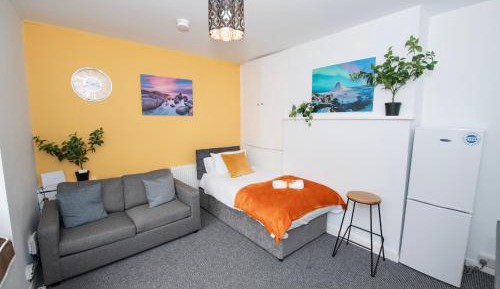 One-Bedroom Apartment