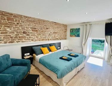 King Room with Spa Bath