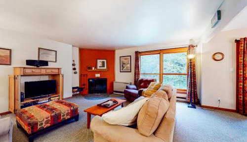 Two Bedroom Apartment 