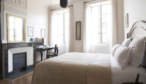 Deluxe Double Room with Shower