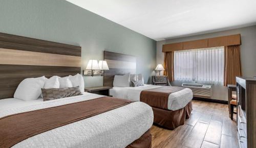 Queen Room with Two Queen Beds - Non-Smoking
