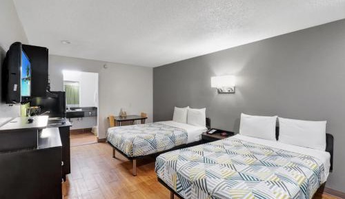 Quadruple Room - Non-Smoking