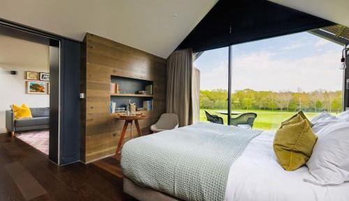 Lodge Suite Accessible - Pet Friendly