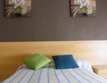 Double or Twin Room with Shared Bathroom