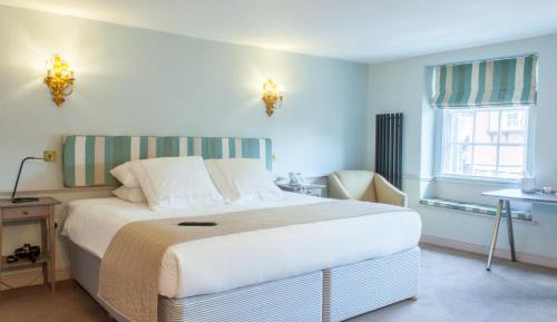 Family Room with Private Bathroom