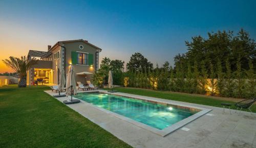 Villa with Sea View