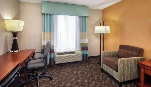 King Room with King Bed - Non-Smoking