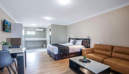 Standard King Room - Non Smoking