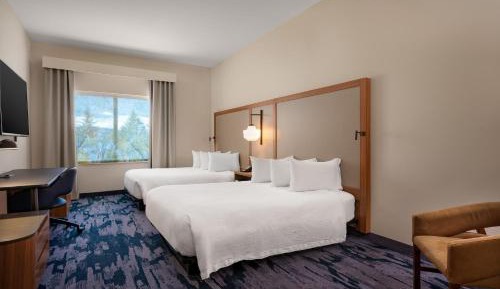 Queen Room with Two Queen Beds and Bathtub - Mobility Access