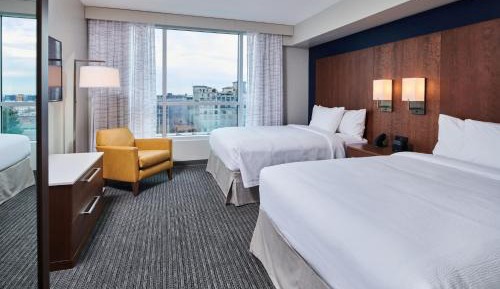 1 Bedroom Suite with 2 Queen Beds, Sofa bed, City View