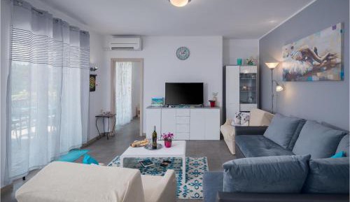 Three-Bedroom Vacation Home 