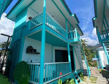 Deluxe Double Room with Side Sea View