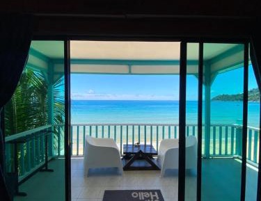 Deluxe Double Room with Balcony and Sea View