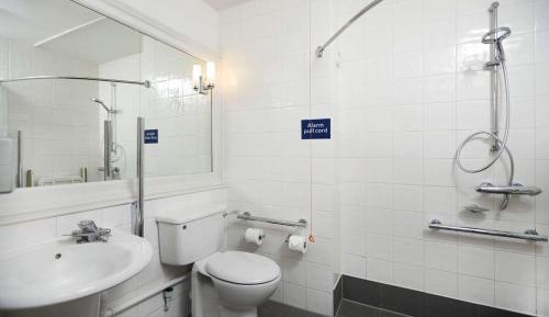 Queen Room - Mobility Access