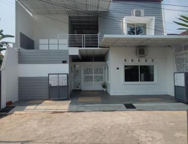 Five-Bedroom House