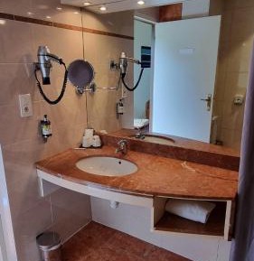 Twin Room - Disability Access