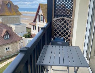 Studio with Sea View