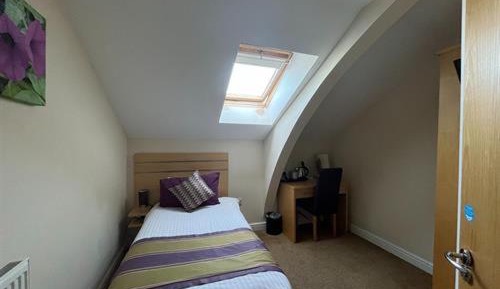 Single Room with Private Bathroom