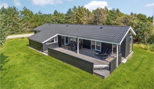 Four-Bedroom Vacation Home