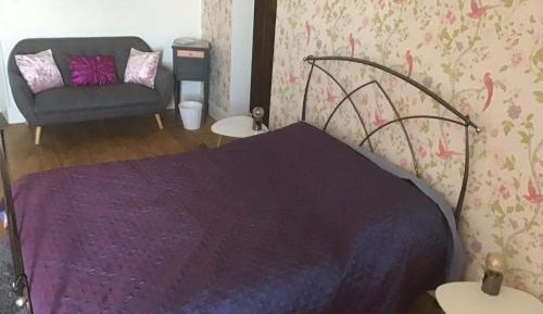 Deluxe Double Room with Shower