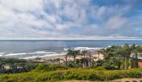 Family Oceanview Cottage – 2Bdrm Kitchen max5