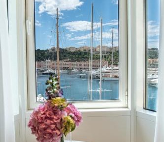 Junior Suite - Harbor view