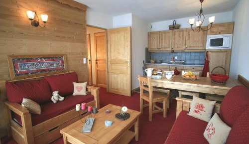 One-Bedroom Apartment (4 Adults)