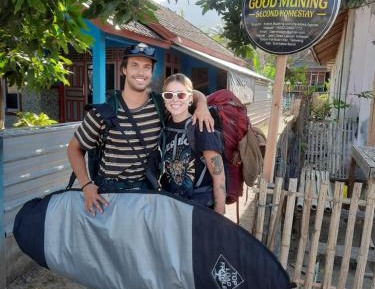 Single Bed in Mixed Dormitory Room