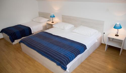 One-Bedroom Apartment (4 Adults)
