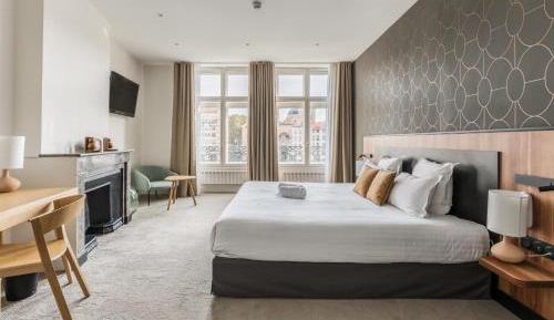 Deluxe Double Room with River View