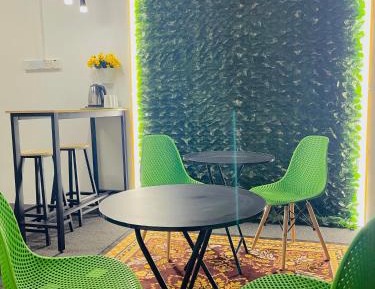 Queen Room with Shared Bathroom