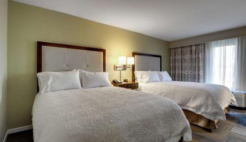 Queen Room with Two Queen Beds (4 Adults)