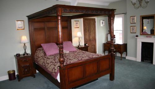 Kingsize Luxury Spa Room 