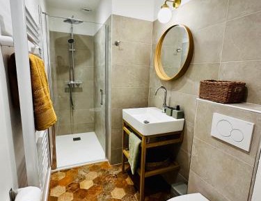 King Room with Pool View