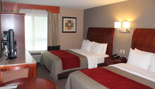 Queen Room with Two Queen Beds - Smoking