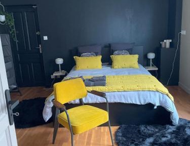 Deluxe Double Room with Shower