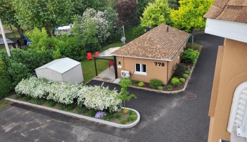 One-Bedroom House