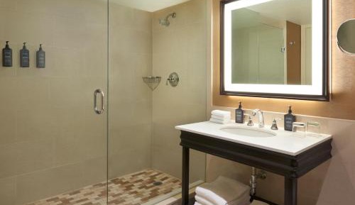 Premium Guest room with 2 Queen Beds