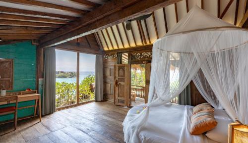 Mango Tree - One-Bedroom Bungalow