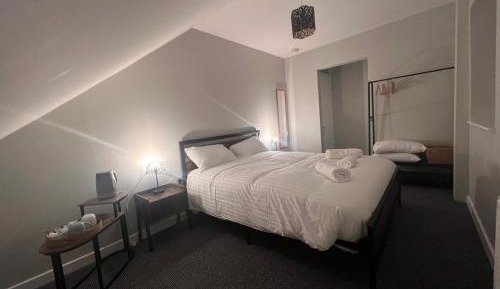 Large Double Room
