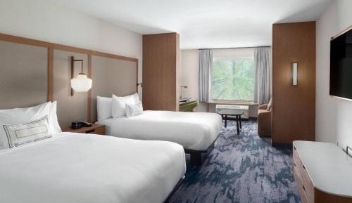 Queen Suite with Two Queen Beds and Sofa Bed